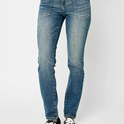 0303273b-3c2d-462e-aafa-1deb186e047a-Max