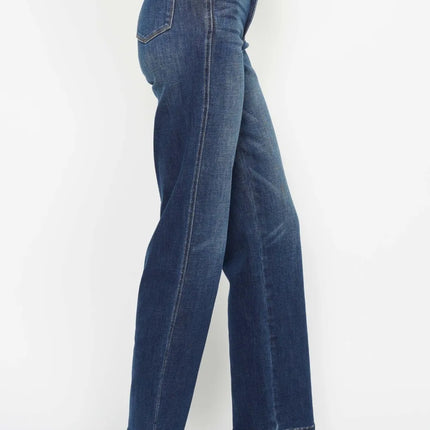 160bb3bd-f804-41d7-94fd-3607f93ff704-Max