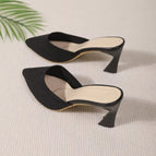 Black / 35