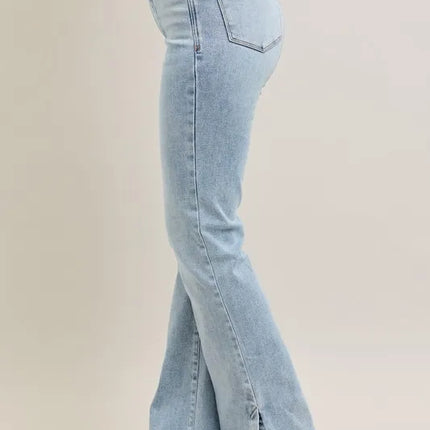 68d52efb-af58-4109-ad6c-dabb558b7304-Max