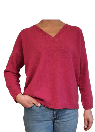 Women's Oversized V-Neck Sweater in Regenerated Cashmere