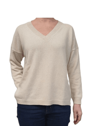 Women's Oversized V-Neck Sweater in Regenerated Cashmere