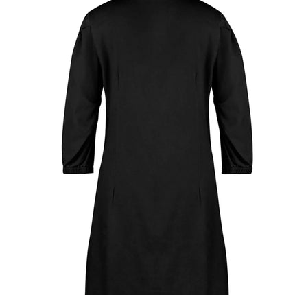 bde7712b-949a-4ab6-90e0-6ae04a9c6ae8-Max