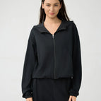 Black / 4