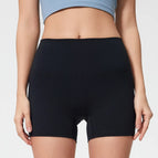 Black / 4